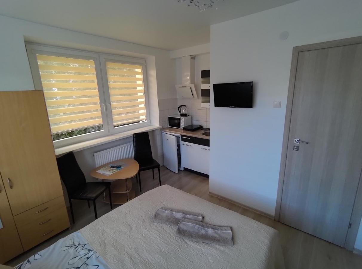 Hotel Poilsis Palangoje Pas Daiva Palanga Esterno foto